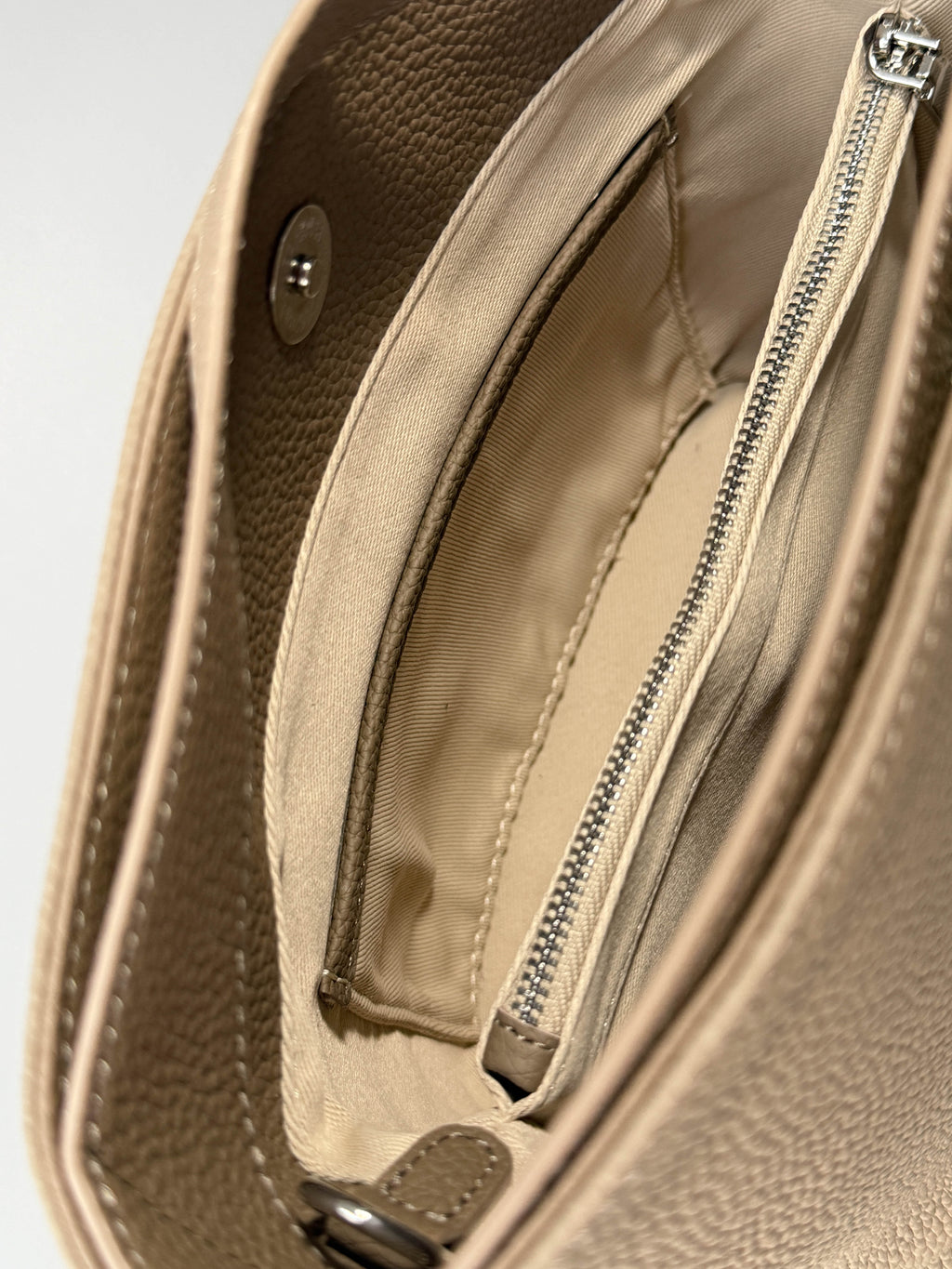 Women’s Genuine Leather Compact Bag – Taupe Grey